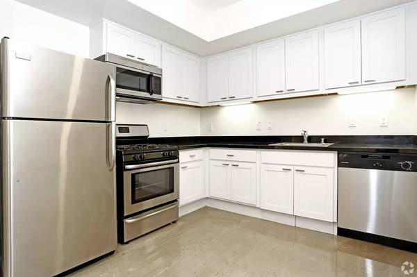 Apartments on Adeline St · Emeryville photo 2