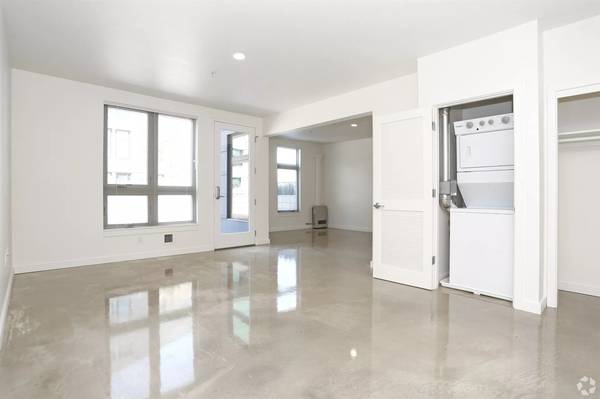Apartments on Adeline St · Emeryville photo 5