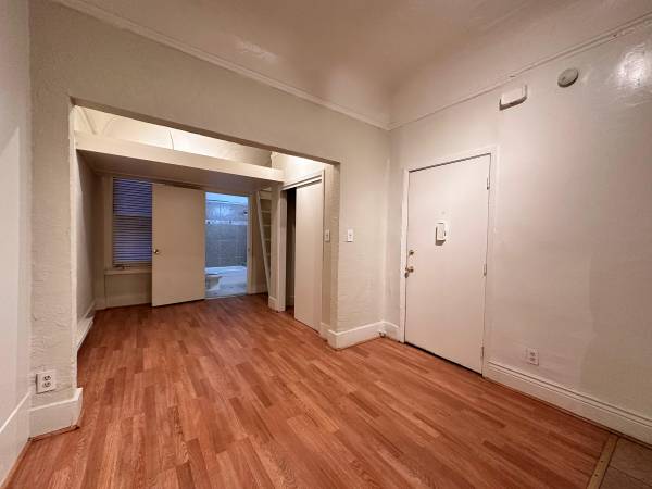 Palace Court Apartments LLC. photo 5