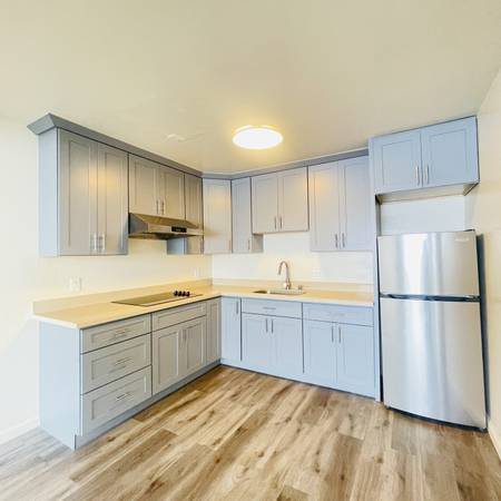 1BR/1BA Apartment · Daly City photo 4