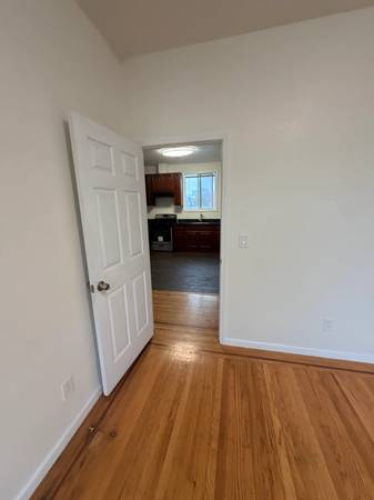 4BR/2BA Apartment on Channing Way · Berkeley photo 5
