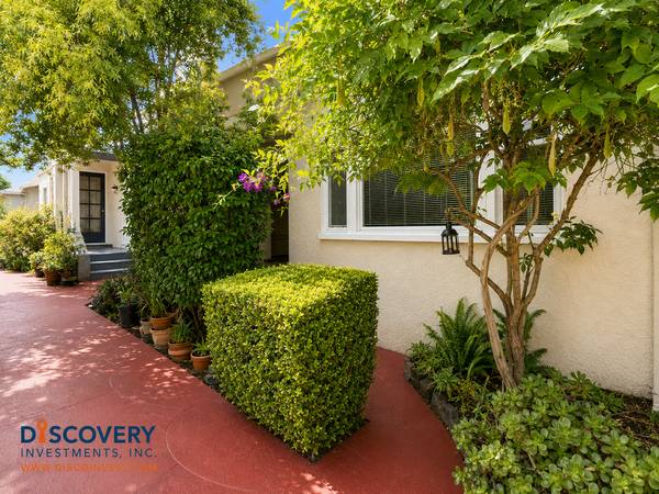 0BR/1BA Duplex on Mandana Blvd. · Oakland photo 2