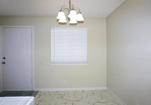 2BR/1BA Apartment · San Jose photo 3