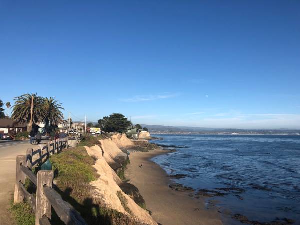 0BR/1BA Apartment · Santa Cruz photo 4