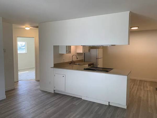 Duplexs on Delport Ave · Santa Rosa photo 3