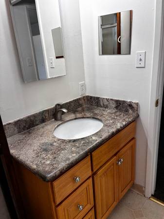 2BR/1BA Apartment · Campbell photo 3