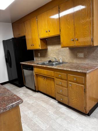 2BR/1BA Apartment · Campbell photo 5