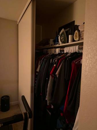 2BR/1BA Apartment · Emeryville photo 3