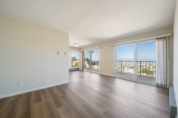 545 Burnett Avenue, San Francisco, CA 94131 photo 5