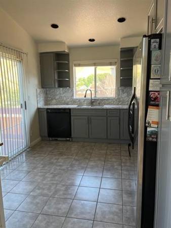 417 Powell Dr Bay Point, CA 94565 photo 5