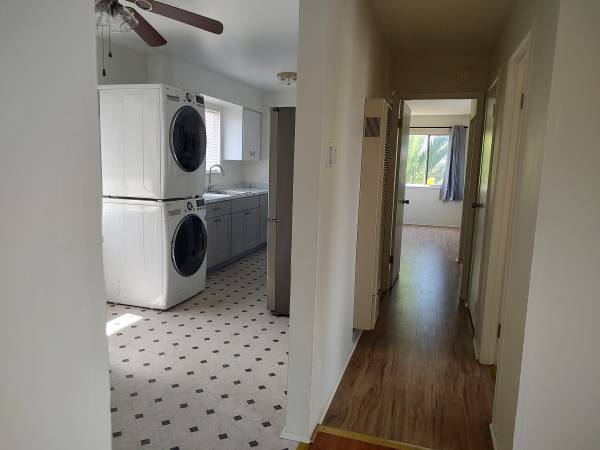 1BR/1BA Apartment on Bancroft Ave · Oakland photo 3