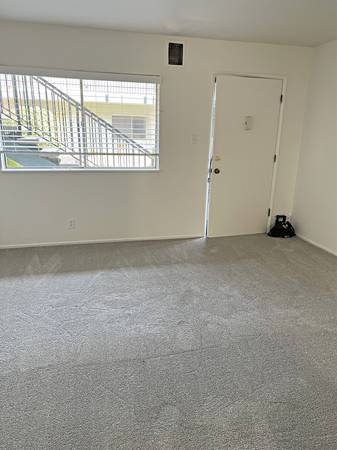 Apartments on Linda Avenue · Oakland photo 5
