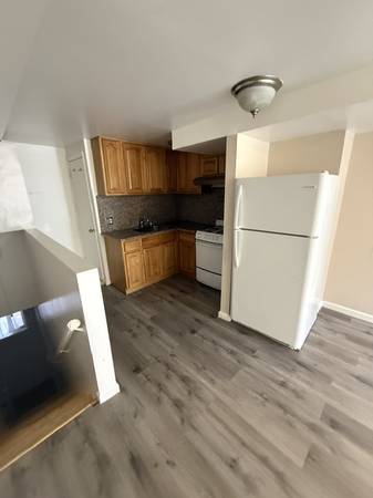 2BR/1BA Apartment · Daly City photo 3