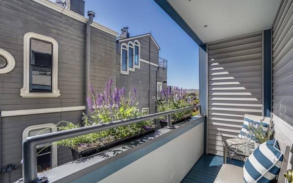 2BR/2BA Condo · San Francisco photo 4