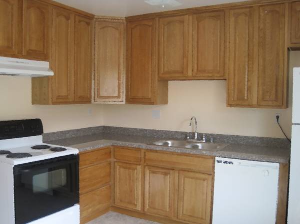 2BR/1BA Apartment · Antioch photo 2