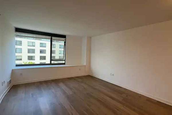 1BR/1BA Other on King St · San Francisco photo 5