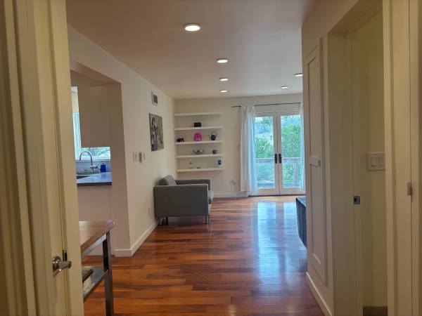 1BR/1BA In Law Adu on Contra Costa Rd · Oakland photo 2