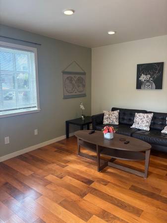 1BR/1BA In Law Adu on Contra Costa Rd · Oakland photo 5