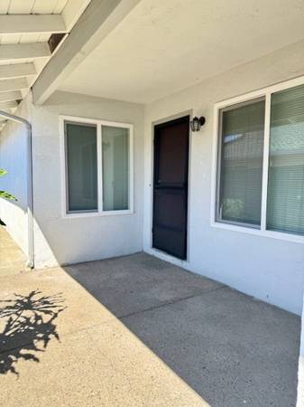 2BR/1BA Duplex on Park Highlands Blvd · Concord photo 2