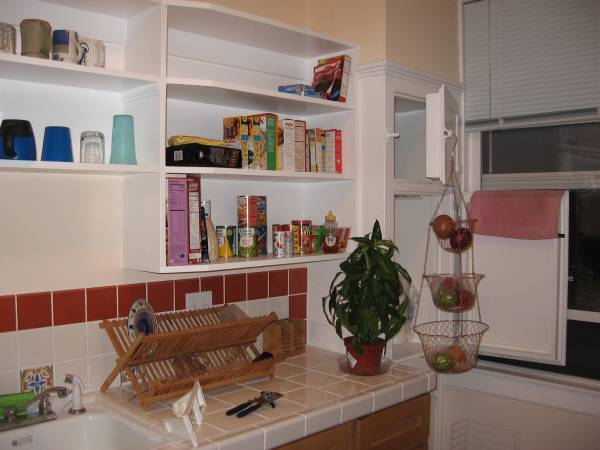 1BR/1BA Apartment · Oakland photo 3