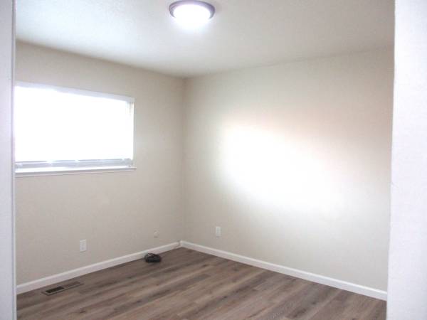 2BR/1BA Apartment on Pennsylvania Ave. · Santa Cruz photo 5