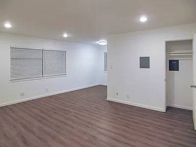 The Oxford Manor Apartments photo 4