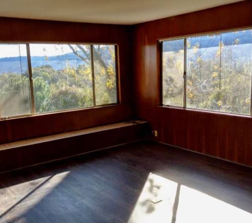 0BR/1BA In Law Adu · Redwood City photo 2