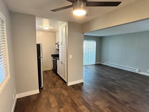 3295 Brookdale Drive photo 2