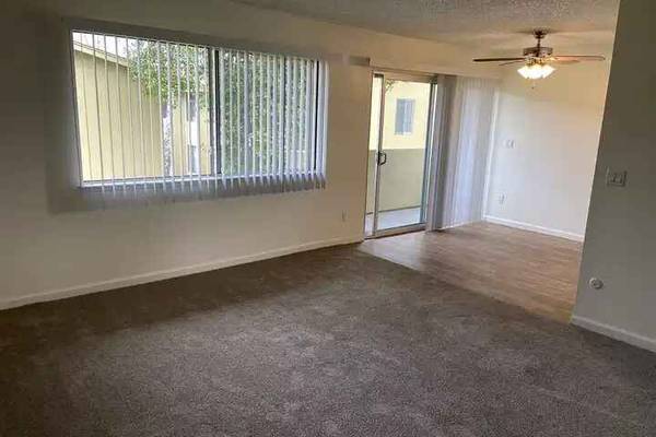 The Foothills Apartments photo 5