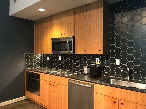 1BR/1BA Apartment · Emeryville photo 2