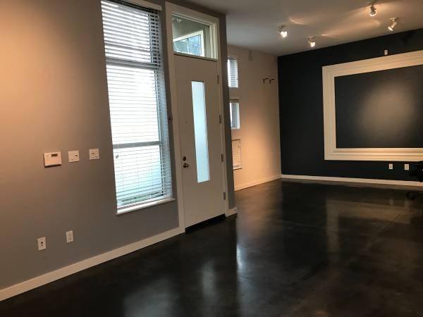 1BR/1BA Apartment · Emeryville photo 4