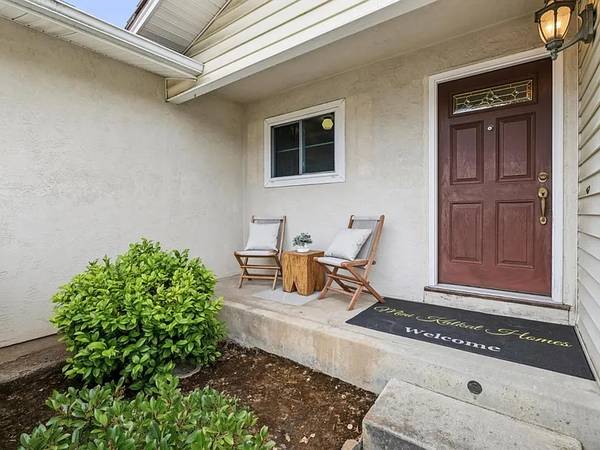 Apartments on Heron Ave · Sunnyvale photo 2