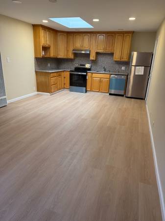 2BR/1BA Apartment on Hazel Dell Way · San Jose photo 2