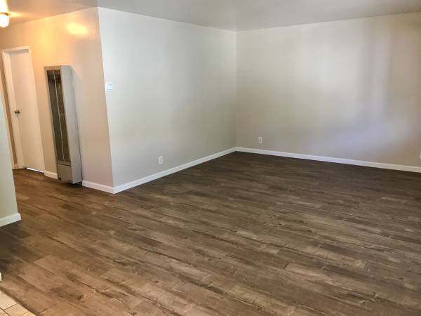 Apartments on Del Mar Ave Apt 3 · Hayward photo 3