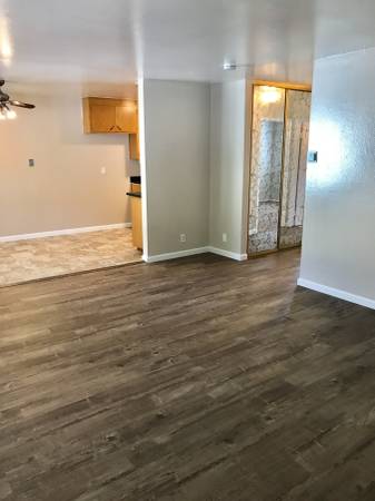 Apartments on Del Mar Ave Apt 3 · Hayward photo 5