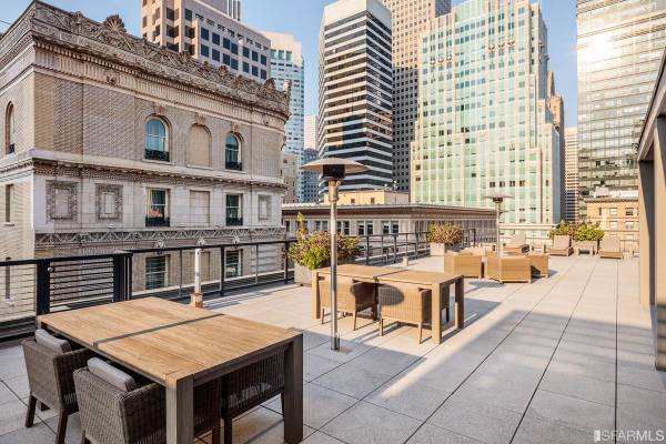 1BR/1BA Apartment on New Montgomery Street · San Francisco photo 5