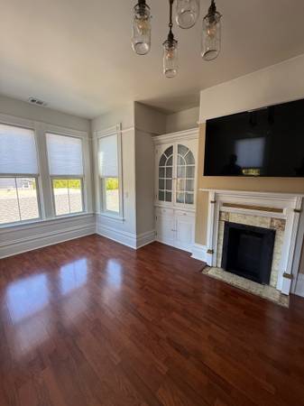 2BR/1BA Apartment · Petaluma photo 3