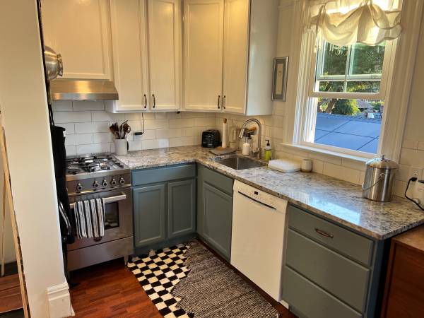 2BR/1BA Apartment · Petaluma photo 5