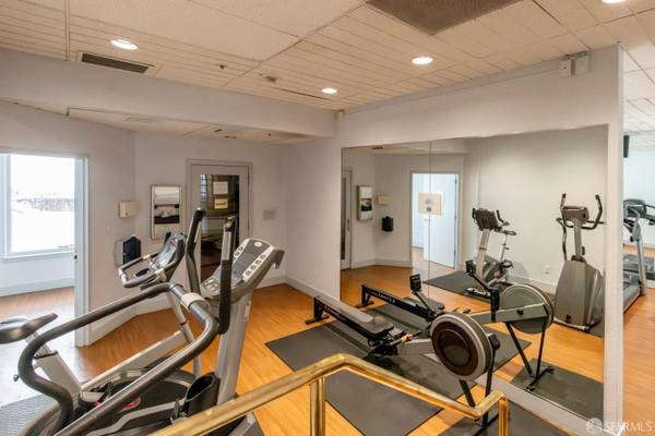1BR/1BA Condo on Harrison St · San Francisco photo 5