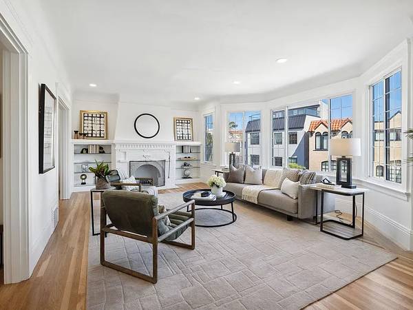 2BR/2BA Single Family House on Mallorca Way · San Francisco photo 2