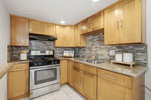 2BR/2BA Condo on Sylvan St · Daly City photo 3