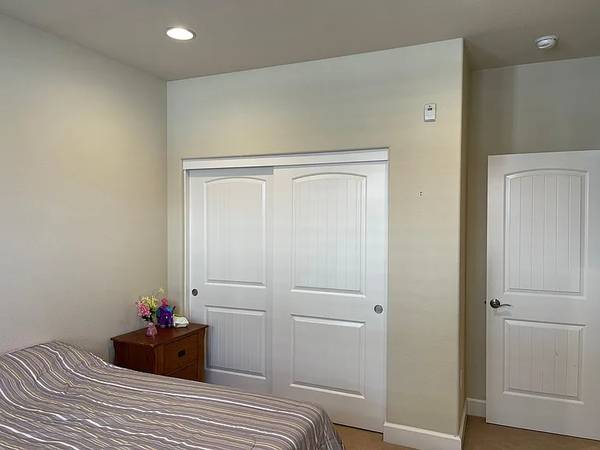 3361 Central Pkwy Dublin, CA 94568 photo 4