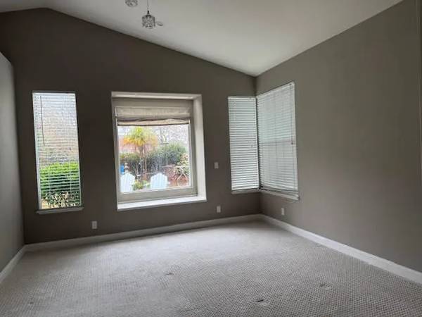27 Parodi Court, Alameda, CA 94502 photo 4