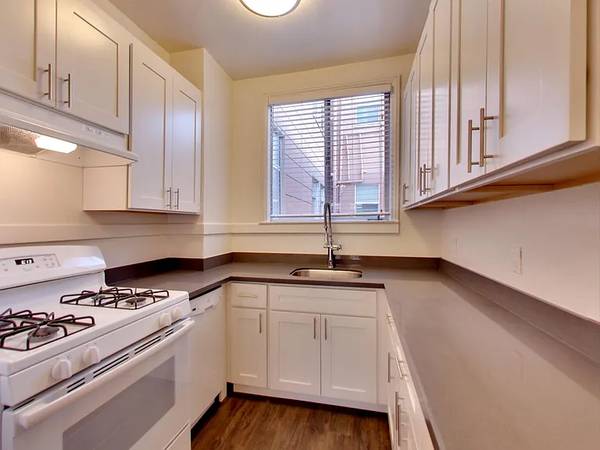 Apartments on Casa Way · San Francisco photo 4