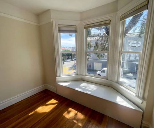 Apartments on Cesar Chavez St · San Francisco photo 3