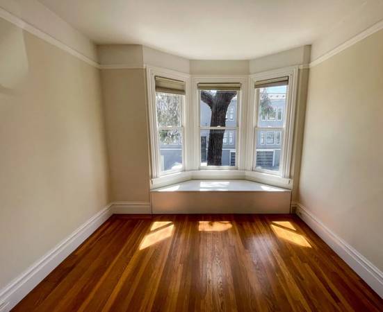 Apartments on Cesar Chavez St · San Francisco photo 4