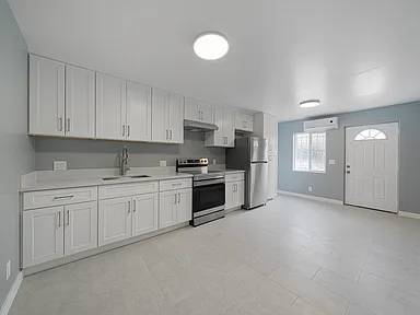 1BR/1BA Apartment on Lafayette Ave · Oakland photo 3