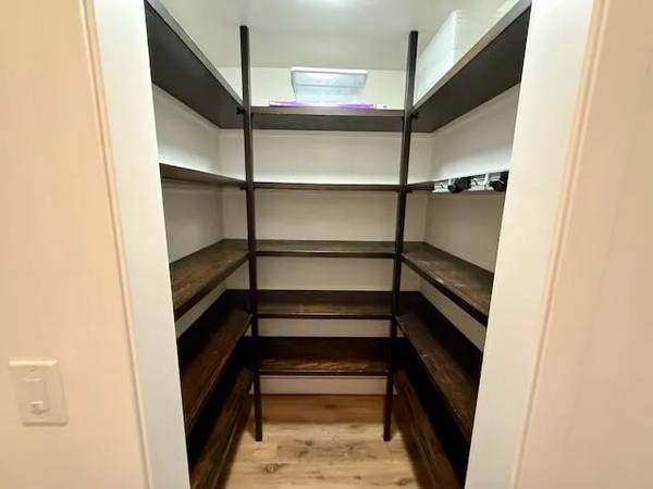 2594 Roosevelt Ave Redwood City, CA 94061 photo 2