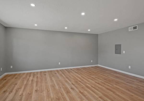 2306 Heidi Pl Santa Rosa, CA 95403 photo 3