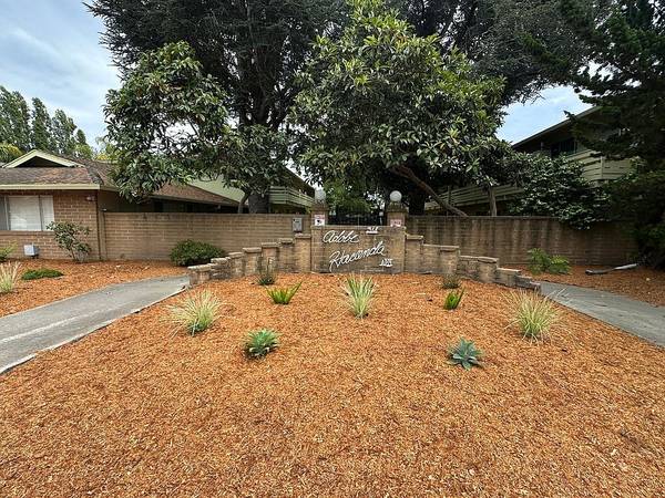 1BR/1BA Condo on Gault St · Santa Cruz photo 2